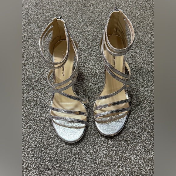 Jessica Simpson Shoes - Jessica Simpson Womens 9M Metallic Silver Strappy Heeled Sandals W/Zip NIB